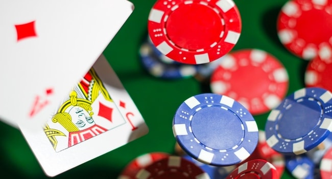 El barajador de cartas: herramienta para el dealer | 888 Casino